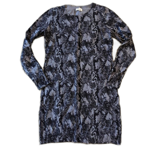 Old Navy Dresses & Skirts - Old Navy Printed Sweater Dress Snake Est.1994 Sz: M